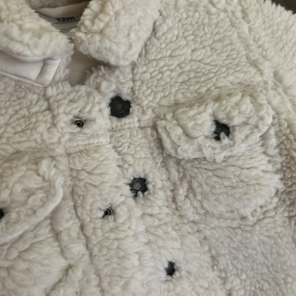 Carter’s Jacket - Picture 2 of 7